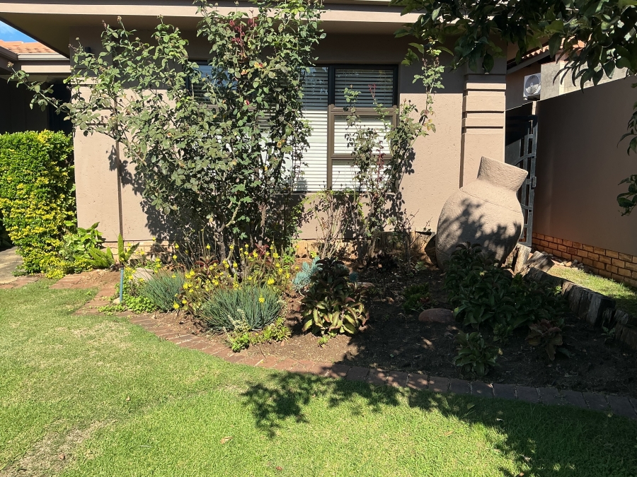 4 Bedroom Property for Sale in Pecanwood Estate North West